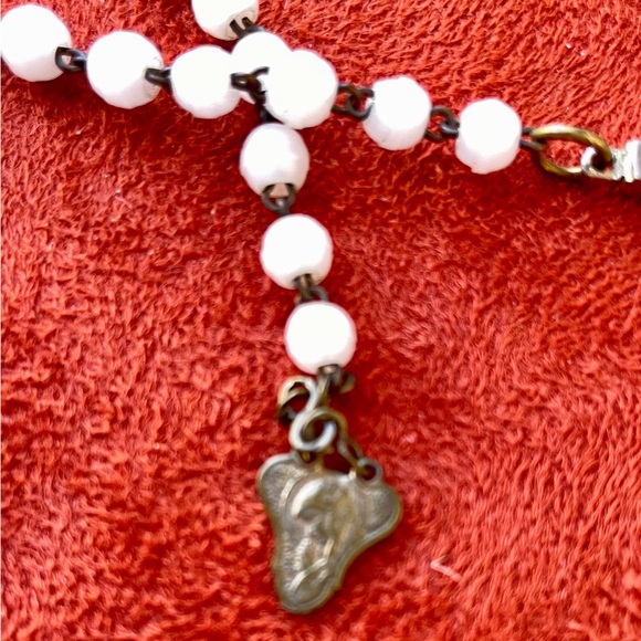 Beautiful Reworked Artisan VINTAGE ROSARY Lariat Style NECKLACE O/S - Picture 5 of 12